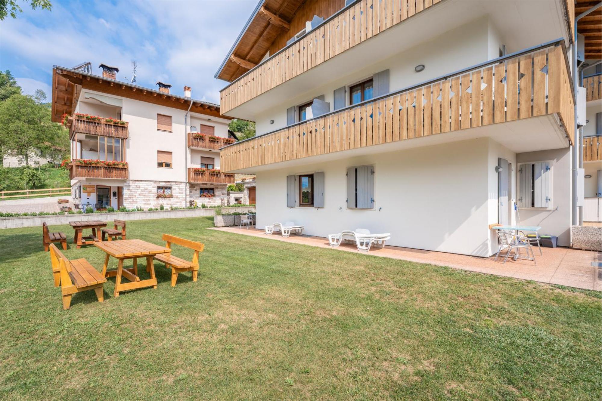 Residence Alessio Bezzecca Exterior photo